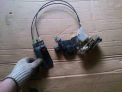 Замок двери. Toyota Corolla Fielder, ZZE124, ZZE122, NZE124, ZZE123, NZE121, NZE120, CE121 Toyota Corolla Runx, ZZE124, NZE124, ZZE123, ZZE122, NZE121...