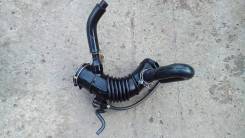 Патрубок воздухозаборника. Toyota: Vellfire, Blade, Mark X Zio, Corolla, Tarago, Harrier, RAV4, Mark X, Avensis Verso, Ipsum, Highlander, Solara, Alph...