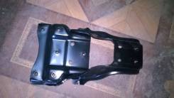 Панель крепления замка капота SX4. Suzuki SX4