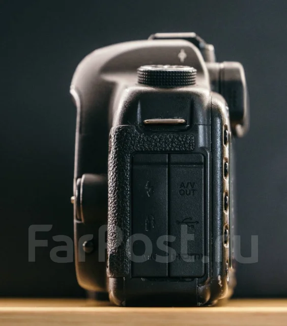 Canon EOS 5D Mark II ����