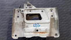 Кронштейн под аккумулятор. Acura Legend Acura RL Honda Legend, DBA-KB2, KB1, KB2, DBAKB2 Двигатели: J37A3, J37A2, J37A, J35A8