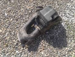 Корпус воздушного фильтра. Toyota Estima Emina, CXR10, CXR10G, CXR11, CXR11G, CXR20, CXR20G, CXR21, CXR21G, TCR10, TCR10G, TCR11, TCR11G, TCR20, TCR20...