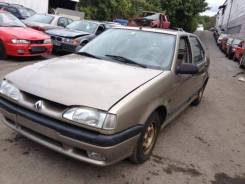 Щиток приборов (приборная панель) Renault 19