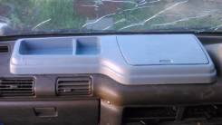Бардачок. Isuzu Elf