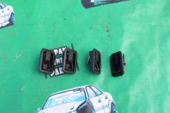 Кронштейн двери багажника. Toyota WiLL VS, ZZE129, ZZE128, ZZE127, NZE127 Toyota Kluger V, MCU25, MHU28, ACU20, MCU20, ACU25 Toyota Harrier, MHU38, GS...
