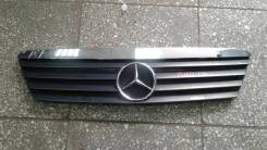 Решетка радиатора. Mercedes-Benz A-Class