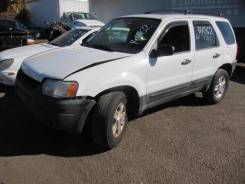 Щиток приборов (приборная панель) Ford Escape 2001-2006