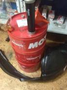 Motul. Вязкость 5W40, синтетическое