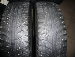 Kumho I'Zen KW22. Зимние, шипованные, 2013 год, износ: 10%, 2 шт