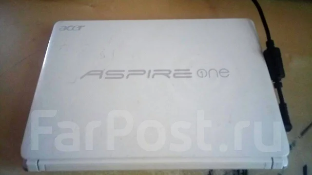 Acer Aspire One 521-105Dc. 10", 1 600����, ��� 1024 ��, ���� 132���, WiFi: 1, ����������� �� 5��. ����
