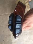 Переключатель на рулевом колесе. Toyota Crown Majesta, JZS175, JZS177, JZS171, UZS175, UZS173, JZS173, UZS171, JKS175 Toyota Crown, JZS177, JZS175, UZ...