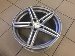 Vossen CV5. 7.5x17, 5x114.30, ET35