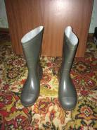 Сапоги резиновые. 43