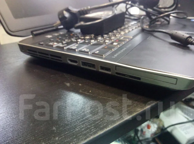 Dell Latitude E5530. 15.6", 2,2����, ��� 4 ��, ���� 320���, WiFi: 1, ����������� �� 1��. ����