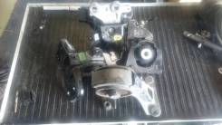 Подушка двигателя. Toyota Prius, ZVW30L, ZVW30