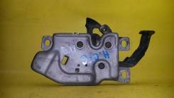 Замок капота. Honda Accord, E-CF3, GH-CF5, GH-CF4, GH-CH9, E-CF6, E-CF7, E-CF4, GH-CF3, E-CF5, LA-CL3, GH-CL2, GF-CF7, GF-CH9, GF-CF6, GF-CF5, GF-CF4...