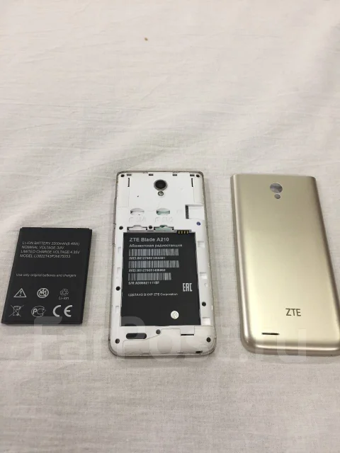 ZTE Blade A210. �/� ����
