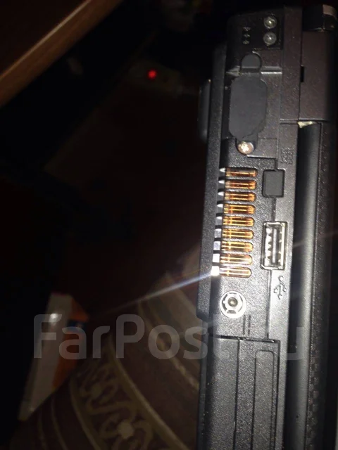 Roverbook Voyager. 15.4", 1,7����, ��� 1024 ��, ���� 120���, ����������� �� 2��. ����