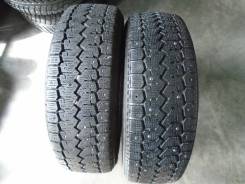 Yokohama Guardex F700S. Зимние, шипованные, износ: 5%, 2 шт