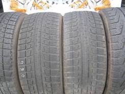 Bridgestone Dueler A/T Revo 2. Зимние, без шипов, износ: 30%, 2 шт