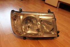Фара. Toyota Land Cruiser, UZJ100W, UZJ100L, UZJ100 Двигатель 2UZFE