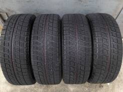 Bridgestone Blizzak Revo2. Зимние, без шипов, 2011 год, износ: 10%, 4 шт
