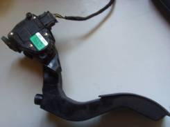 Педаль акселератора. Volkswagen Passat, 3B2, 3B3, 3B5, 3B6 Audi: A6 allroad quattro, A4, S6, A6, RS4, S4 Двигатели: 1Z, ACK, ADP, ADR, AEB, AEG, AFB...
