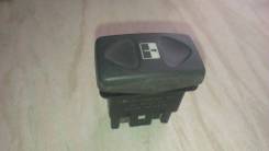 Кнопка люка. Land Rover Freelander, L314 Двигатели: 18K4F, 204D3, 25K4F