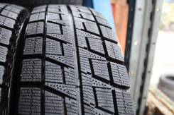 Bridgestone Blizzak Revo2. Зимние, без шипов, 2012 год, износ: 5%, 2 шт