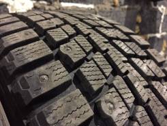 Dunlop SP Winter ICE 01. Зимние, шипованные, 2016 год, износ: 5%, 4 шт