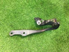 Крепление капота. Subaru Legacy, BM9, BMG, BMM, BR9, BRF, BRG, BRM Subaru Outback, BR, BR9, BRF Двигатели: EJ20E, EJ253, EJ255, EJ25A, EJ36D