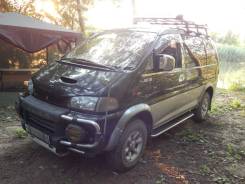 Mitsubishi Delica. PE8W00118177, 4M40