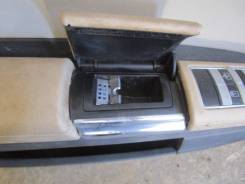 Обшивка двери. Mercedes-Benz S-Class, W221