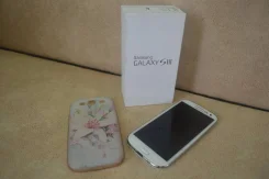 Samsung Galaxy S3. �/�