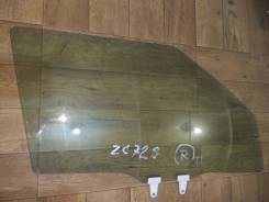 Стекло боковое. Suzuki Swift, ZC72S