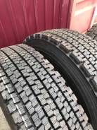 Bridgestone W900. Зимние, без шипов, 2015 год, без износа, 2 шт