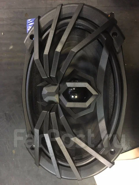 Soundstream ����