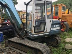 Kubota. Экскаватор KX-040
