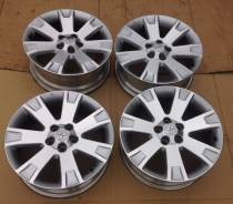 Mitsubishi. 7.0x18, 5x114.30, ET38, ЦО 70,0 мм.
