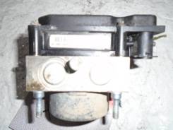 Блок abs (насос) Nissan Note E11 2006-2013