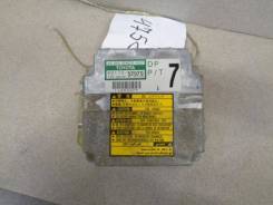 Блок управления AIR BAG Toyota Funcargo 1999-2004 Toyota Funcargo, правый