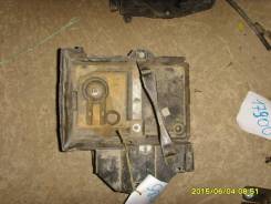 Корпус аккумулятора (крепление/подставка) Ford Focus 2 2005-2008