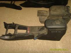 Подлокотник Toyota Corolla E150 2006-2013