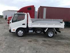 Hino Dutro. Грузовой-самосвал Hino-Dutro 2010, 4 000 куб. см., 3 000 кгэра гланас, 4 000 куб. см., 3 000 кг.