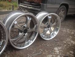 SSR. 8.0/9.0x17, 5x114.30, ET37/37, ЦО 73,0 мм.