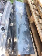 Накладка на дверь. Toyota Voxy, AZR65G, AZR65