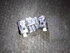Разъем. Toyota: Aristo, Mark II Wagon Blit, Crown, Origin, Progres, Mark II, Crown Majesta, Altezza, Chaser, Soarer, Cresta, Verossa, Supra Lexus: IS3...