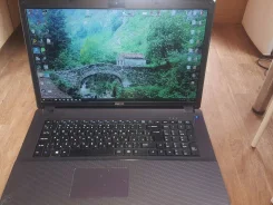 DEXP. 17.3", 2,5����, ��� 8 ��, ���� 1 024���, WiFi, Bluetooth, ����������� �� 4��.