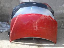 Капот. Mazda MPV