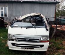 Toyota Hiace. LH178, 5L